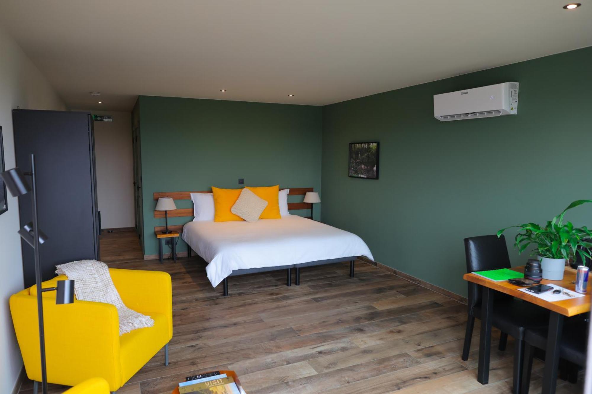 האלה Hallerbos B&B In Bluebell Forest מראה חיצוני תמונה